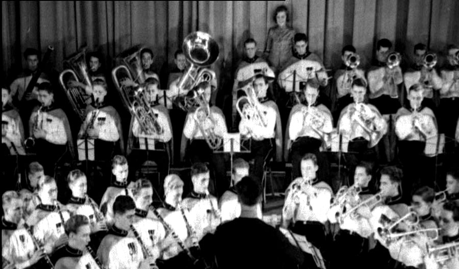 1934-BBC-recording-in-London