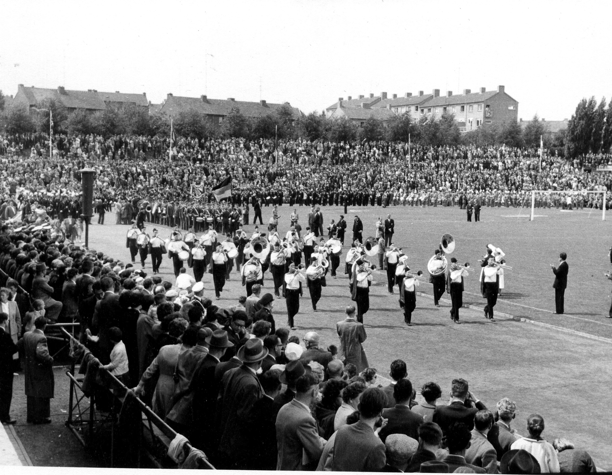 58parade at stadium
